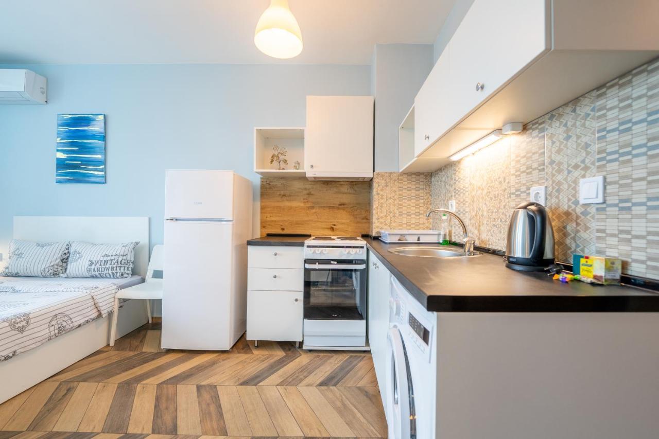 Cozy Little In Studentski Grad Апартаменти Софія