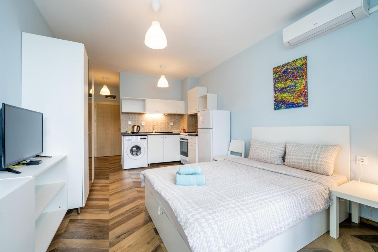 Cozy Little In Studentski Grad סופיה