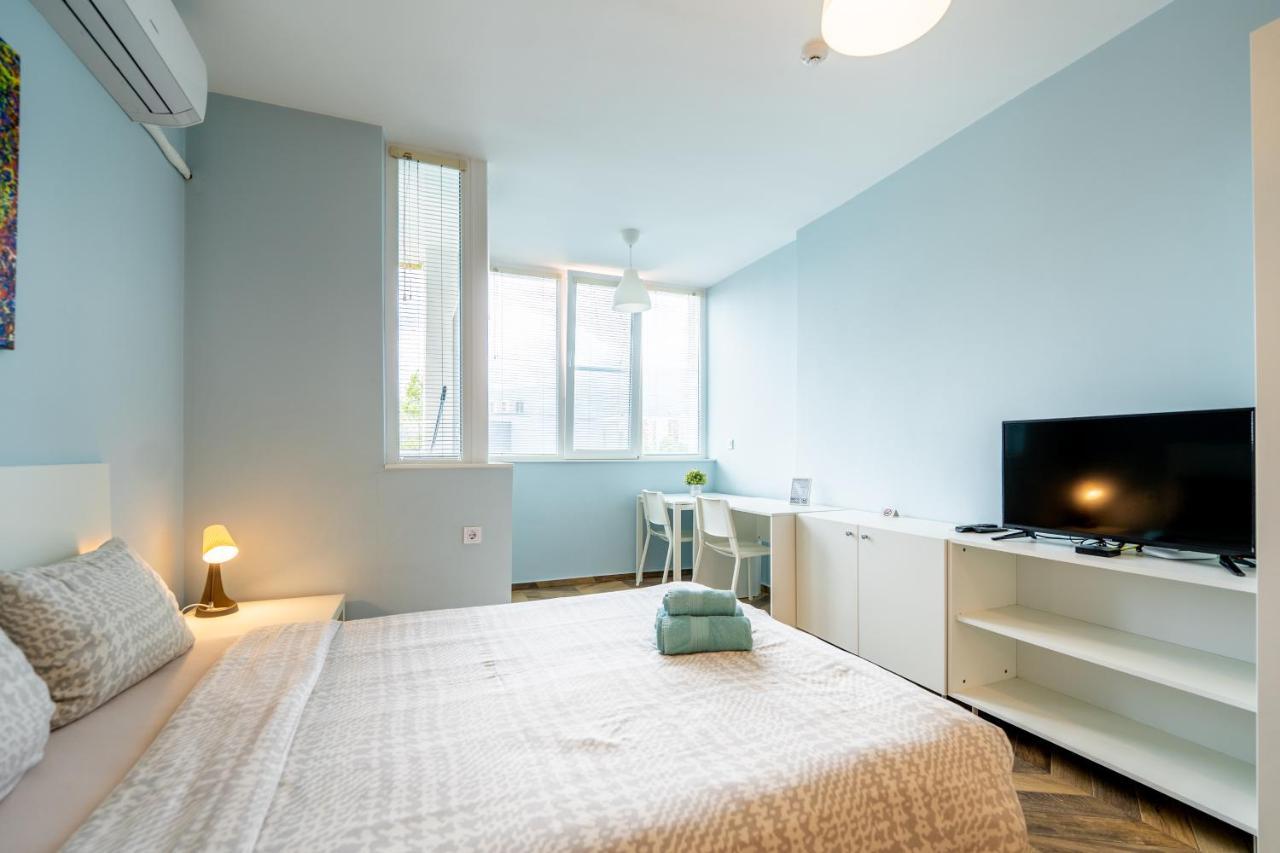 Cozy Little In Studentski Grad * סופיה